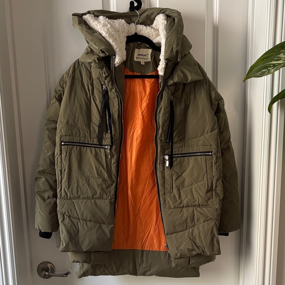 NWOT: Orolay Olive Puffer Jacket with Vibrant Orange Lining